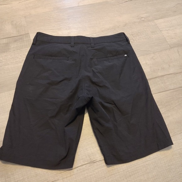 Travis Mathew Tri-Blend Performance Stretch Golf Shorts  Mens 30 Black - Picture 3 of 8